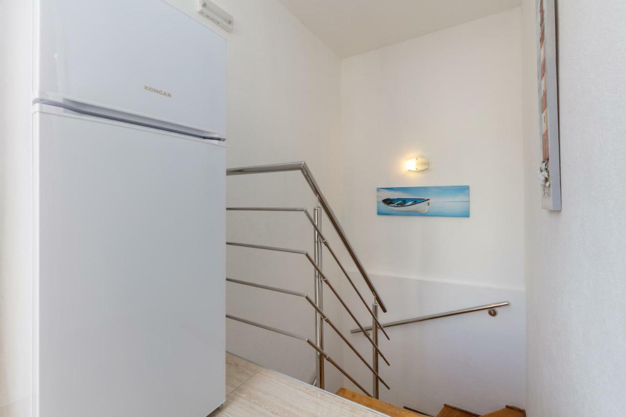 Holiday Home Vesna บาชกาโวดา ภายนอก รูปภาพ